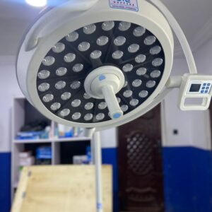 Mobile theatre light without battery back up